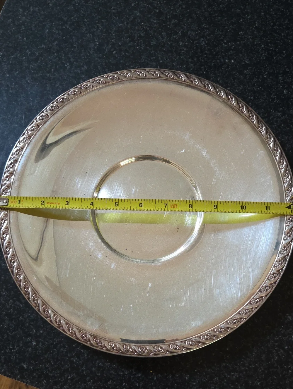 Vintage Wm.Rogers & Son Spring Flower Silverplate Round Serving Tray Platter 12